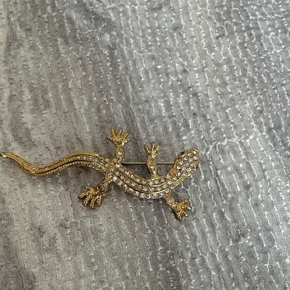 Gold Lizard Brooch with Rhinestones